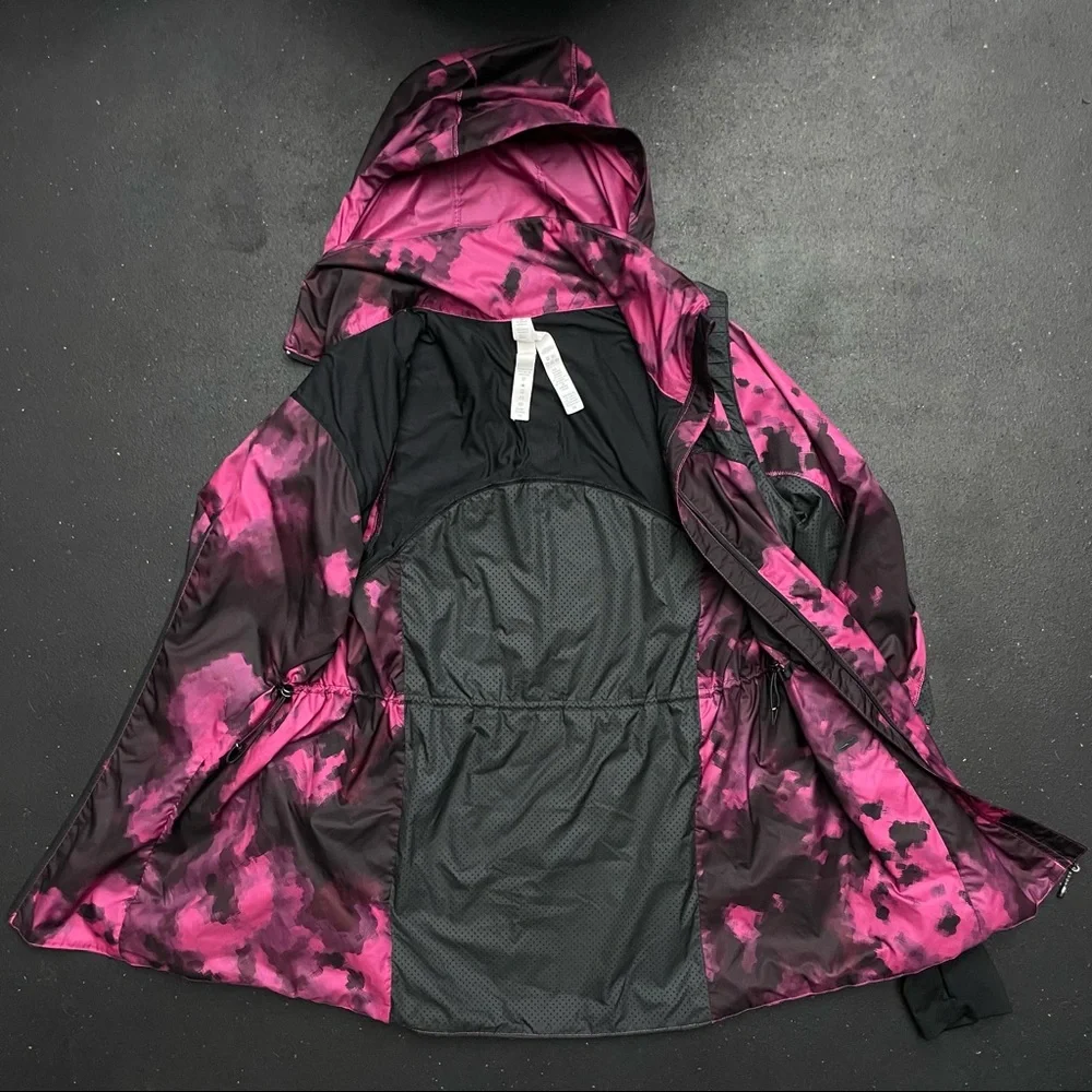 VINTAGE lululemon Vent It Out Jacket wmns sz 6 - Picture 6 of 15